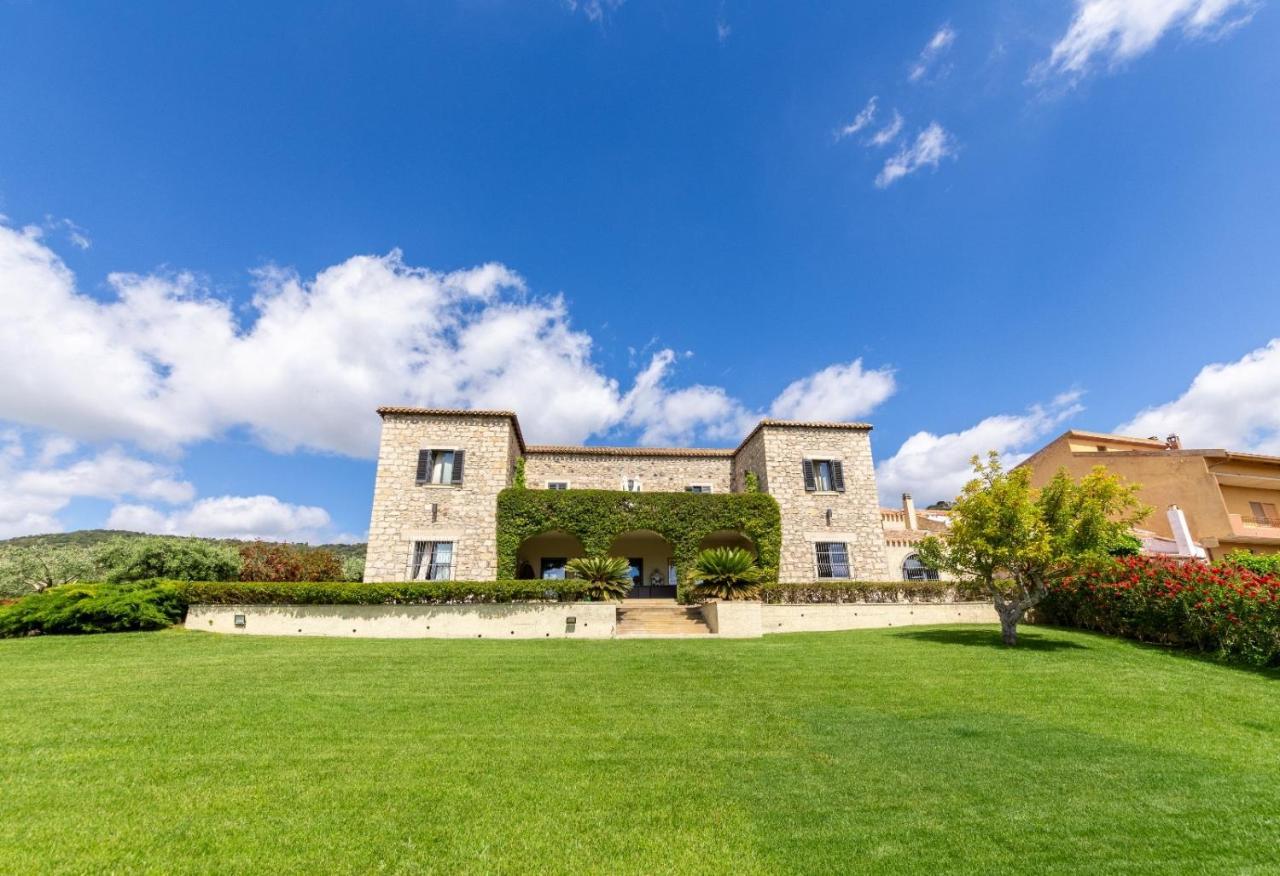 Bed and Breakfast Borgo Antico XIX sec. Gesturi Esterno foto
