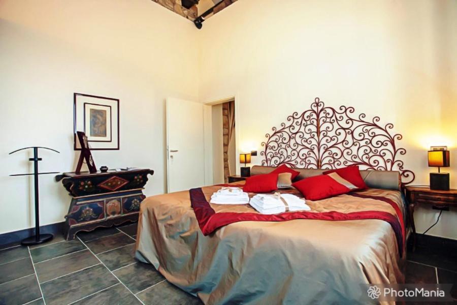 Bed and Breakfast Borgo Antico XIX sec. Gesturi Esterno foto