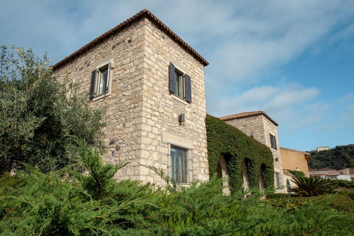 Bed and Breakfast Borgo Antico XIX sec. Gesturi Esterno foto